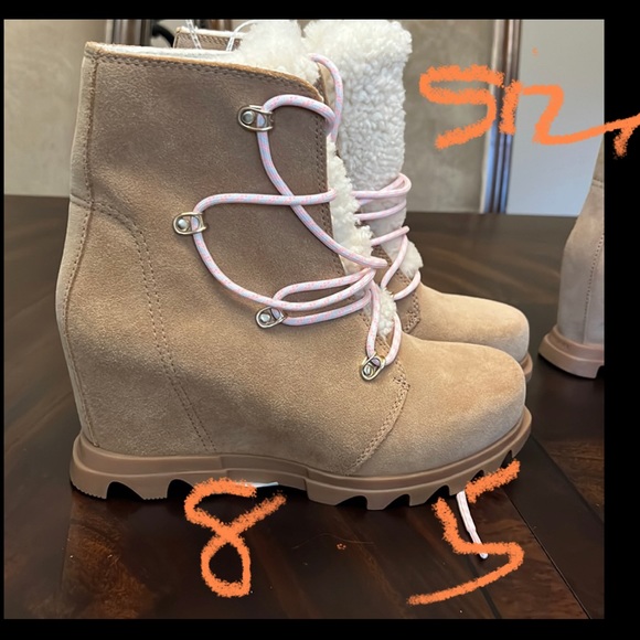 SOREL WOMEN'S JOAN OF ARCTIC™ WEDGE III LACE COZY BOOTIE - Picture 12 of 16